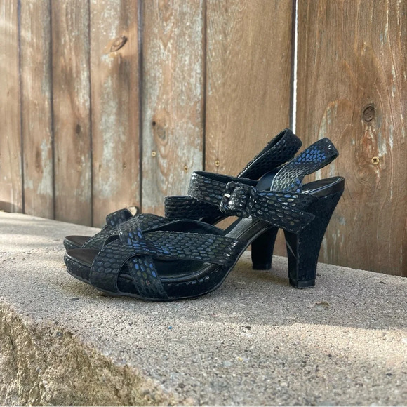MEDICI Women’s Black Shimmer Strap Heel Size 38 - Picture 3 of 13